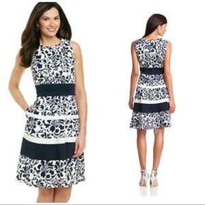 Anne Klein Chalk/Navy Printed Sleeveless Crewneck Floral Stripe